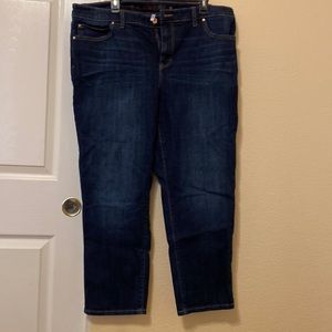 Woman’s boyfriend jeans